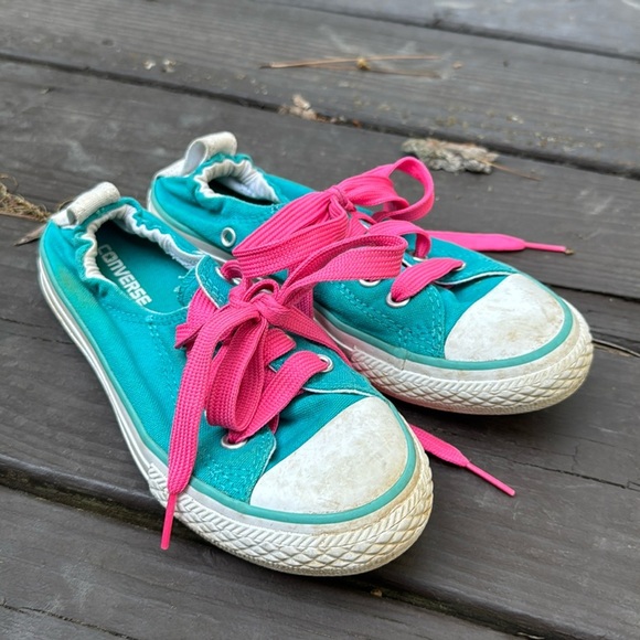 Converse girls teal and pink sneakers size 1 - Picture 1 of 7